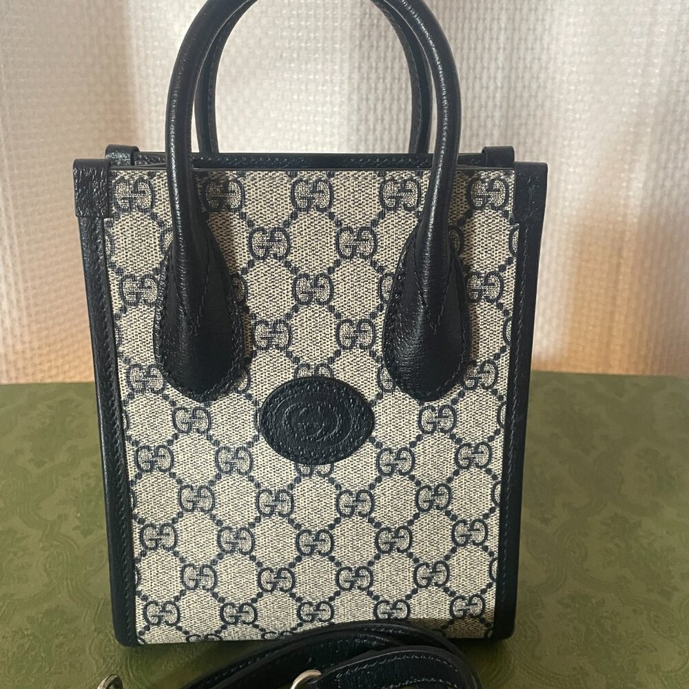 NWT GUCCI MEN'S MINI TOTE BAG WITH INTERLOCKING G 671623